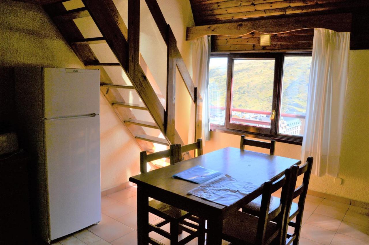 Apartamentos Lake Placid Nievesol Pas De La Casa Bagian luar foto