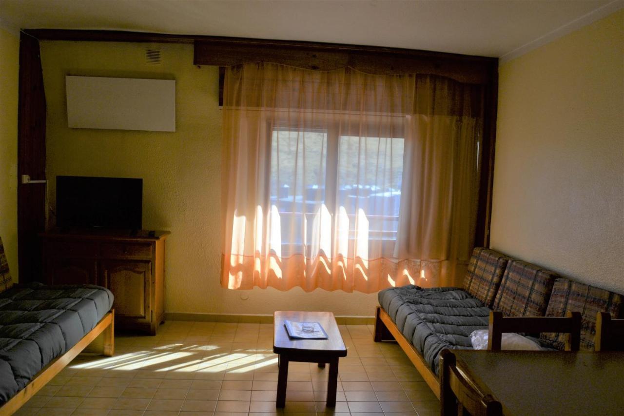 Apartamentos Lake Placid Nievesol Pas De La Casa Bagian luar foto