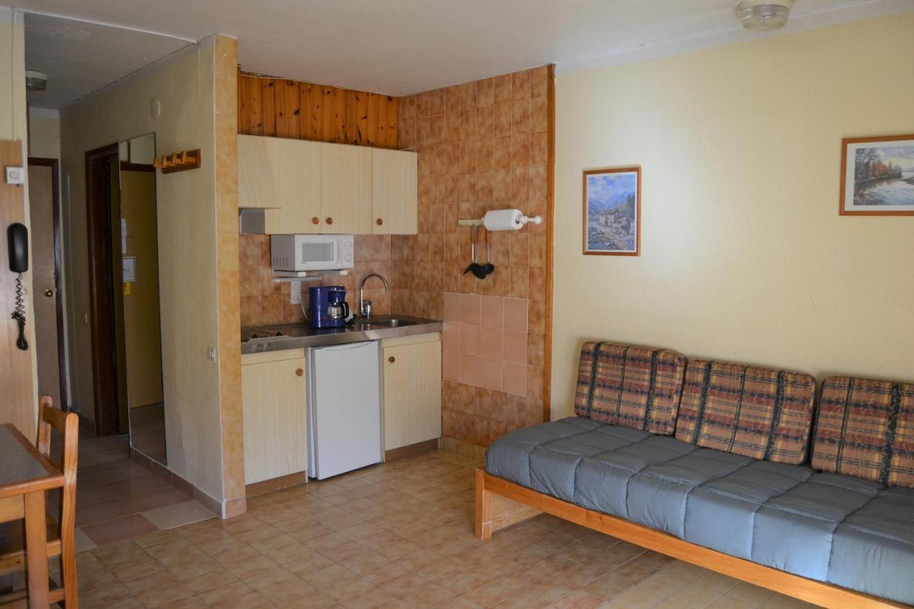 Apartamentos Lake Placid Nievesol Pas De La Casa Bagian luar foto