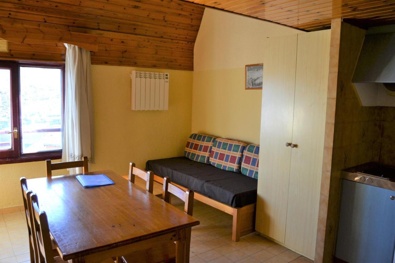 Apartamentos Lake Placid Nievesol Pas De La Casa Bagian luar foto